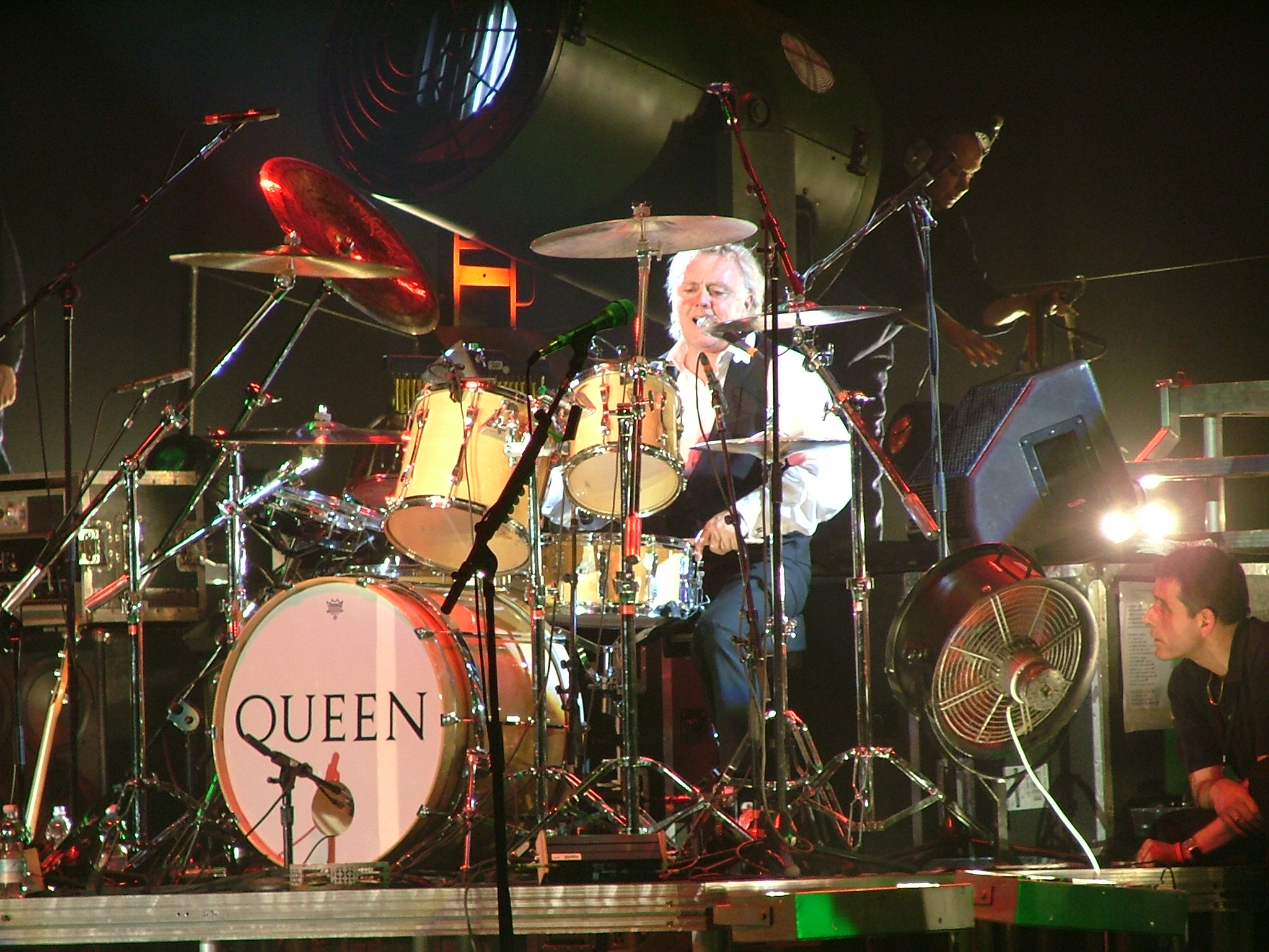 Queen Milano 5 aprile 2005 (Thank Vale Martignon)